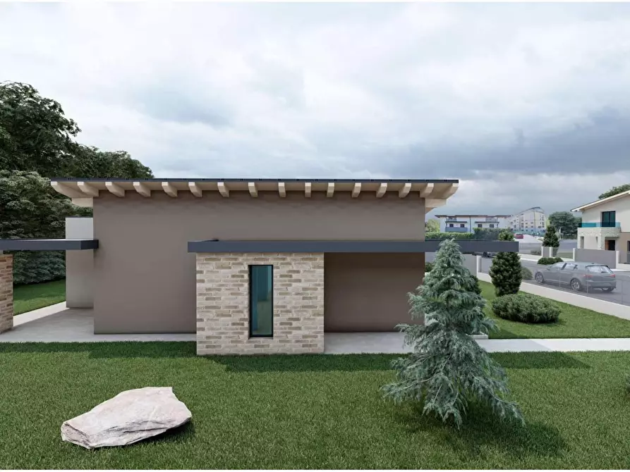 Immagine 11 di Villa in vendita  a Pordenone