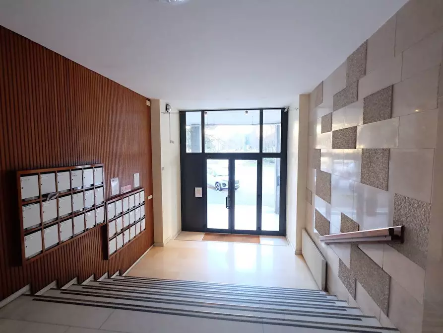 Immagine 3 di Appartamento in vendita  a Pordenone