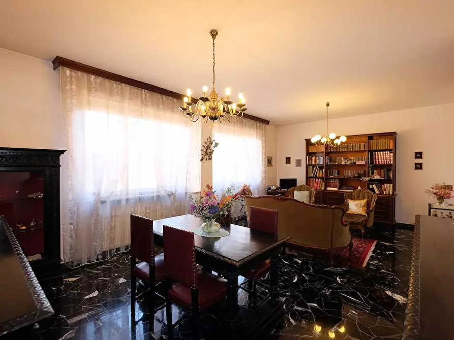 Immagine 5 di Appartamento in vendita  a Pordenone