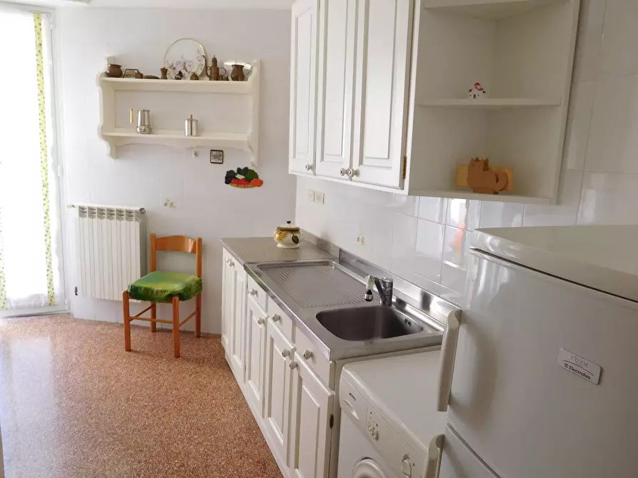 Immagine 12 di Appartamento in affitto  in Via Vittorio Veneto a Arenzano