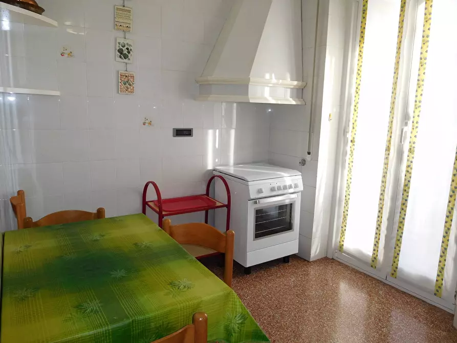 Immagine 14 di Appartamento in affitto  in Via Vittorio Veneto a Arenzano