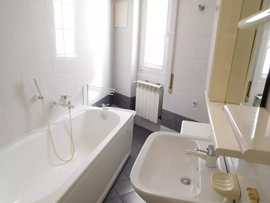 Immagine 15 di Appartamento in affitto  in Via Vittorio Veneto a Arenzano