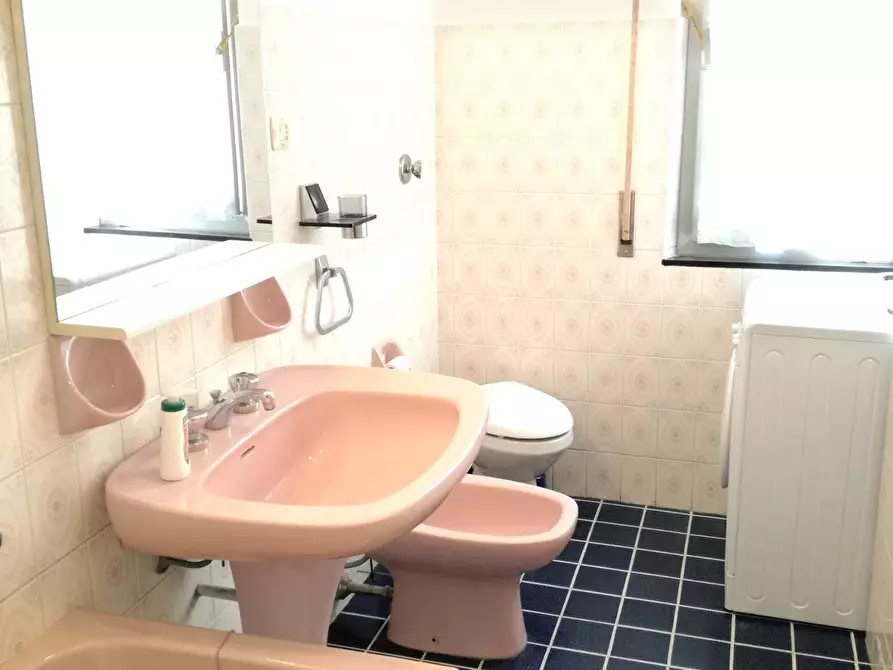 Immagine 11 di Appartamento in affitto  in Via Torino a Arenzano