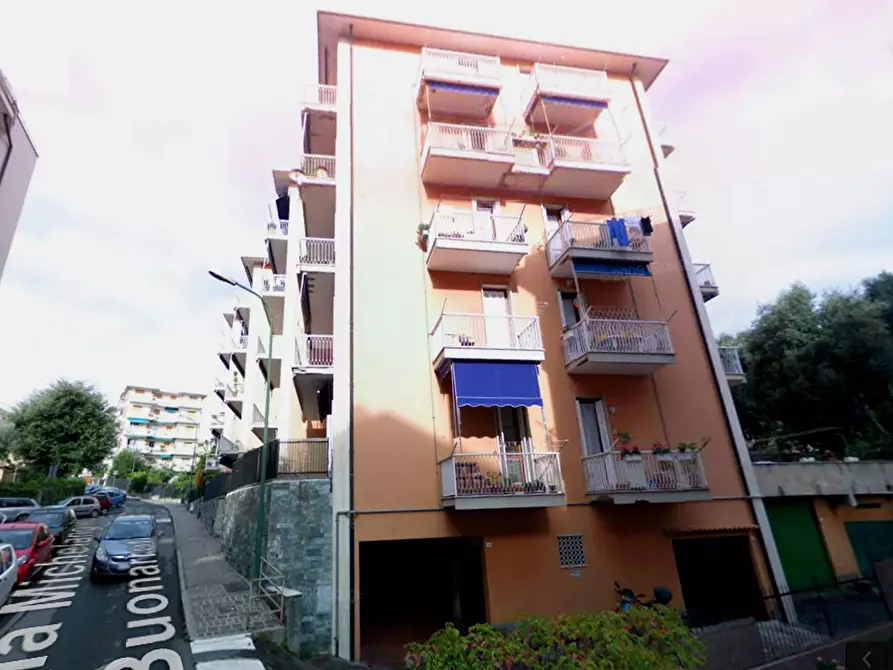 Immagine 1 di Appartamento in affitto  in Via Buonarroti a Arenzano