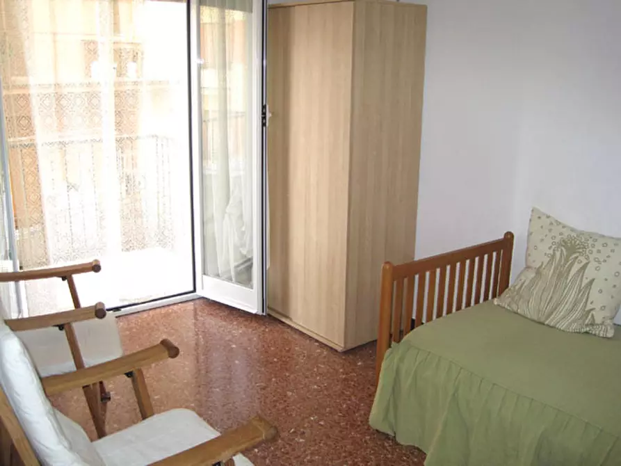 Immagine 10 di Appartamento in affitto  in Via Torino a Arenzano