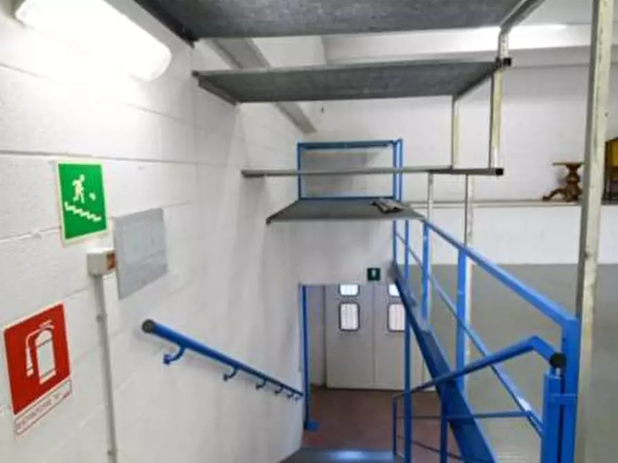 Immagine 10 di Capannone industriale in affitto  in Via Pian Masino a Arenzano
