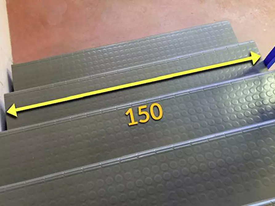 Immagine 11 di Capannone industriale in affitto  in Via Pian Masino a Arenzano