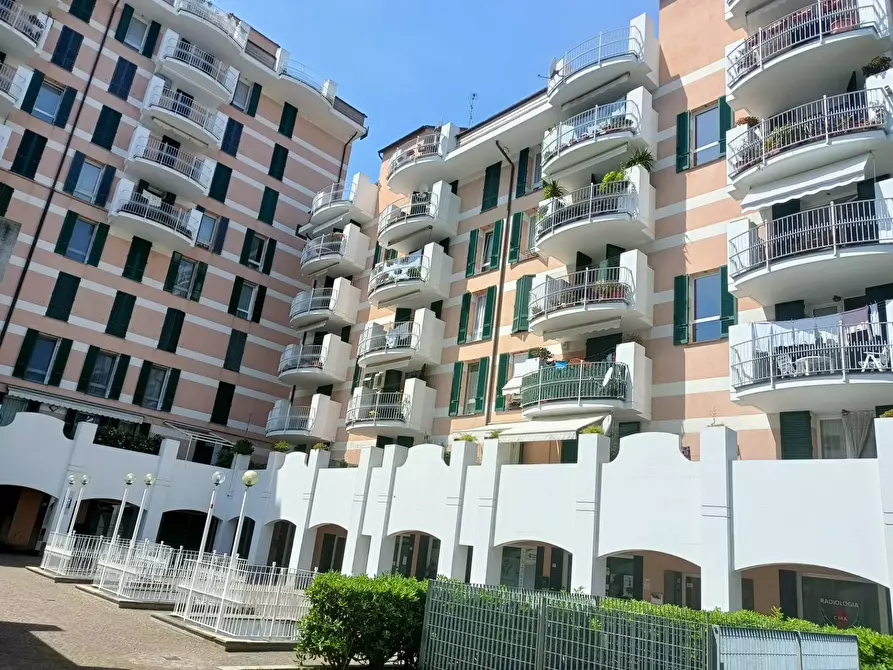 Immagine 1 di Appartamento in affitto  in Piazza Golgi a Arenzano