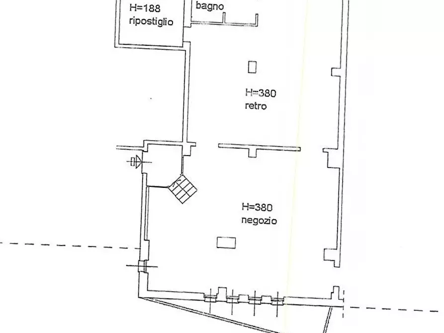 Immagine 14 di Locale commerciale in affitto  in Via Leopardi a Arenzano