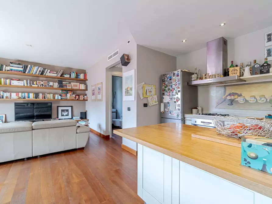 Immagine 14 di Appartamento in vendita  in Via Caproni a Arenzano