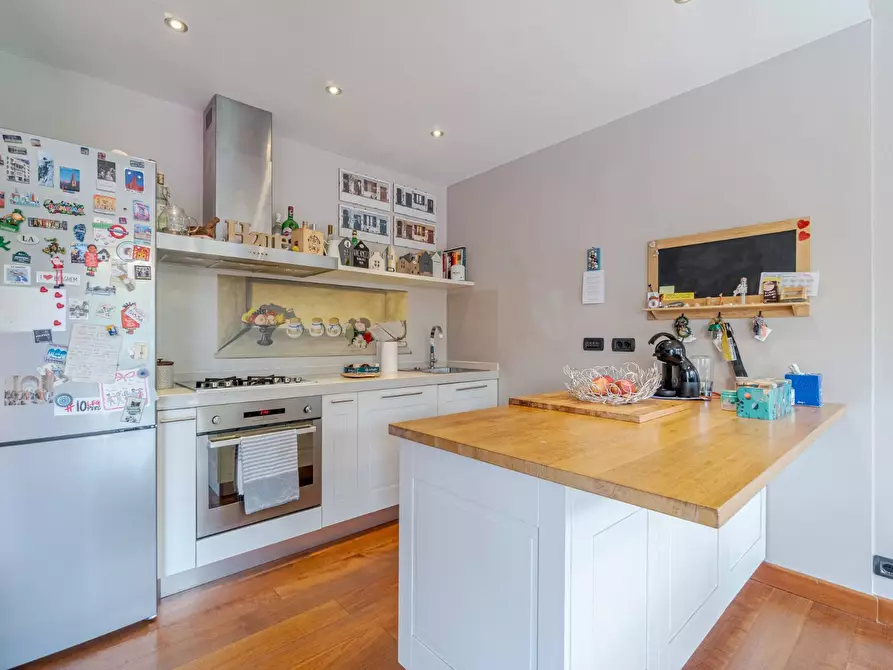 Immagine 15 di Appartamento in vendita  in Via Caproni a Arenzano