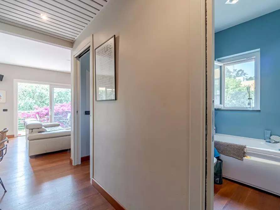 Immagine 18 di Appartamento in vendita  in Via Caproni a Arenzano