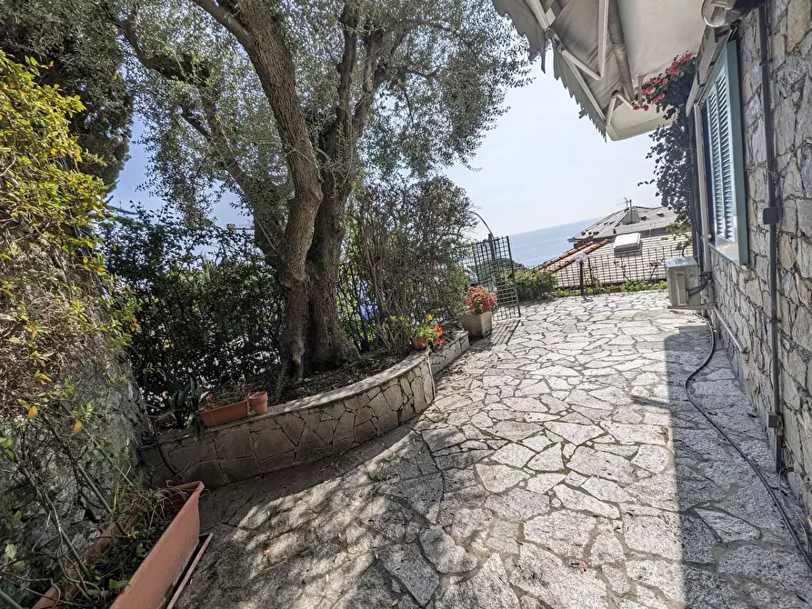 Immagine 13 di Appartamento in vendita  in Via del Mare a Arenzano