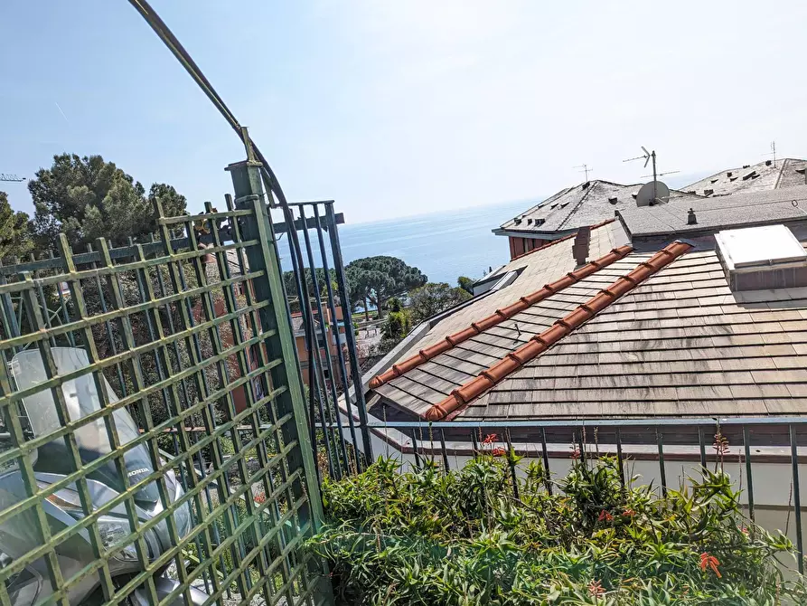 Immagine 15 di Appartamento in vendita  in Via del Mare a Arenzano