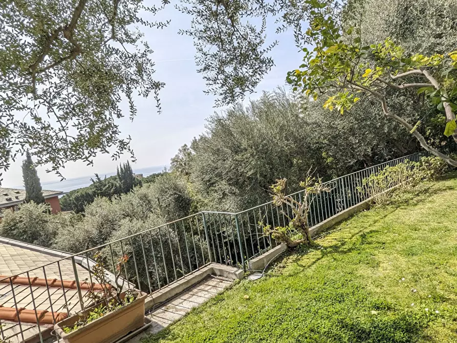 Immagine 20 di Appartamento in vendita  in Via del Mare a Arenzano