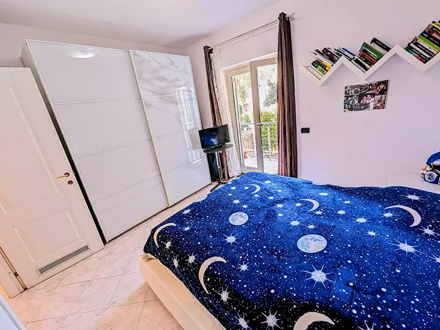 Immagine 21 di Appartamento in vendita  in Via Caproni a Arenzano