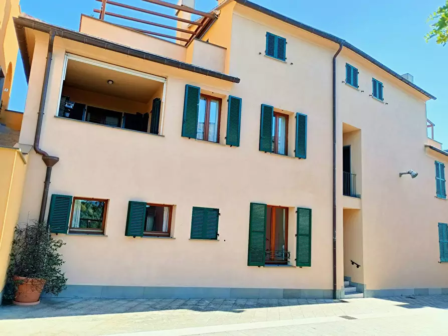 Immagine 4 di Appartamento in vendita  in Via al Golf a Cogoleto