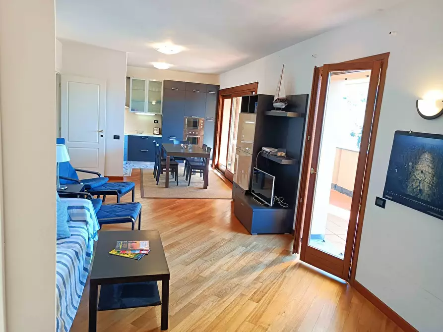 Immagine 6 di Appartamento in vendita  in Via al Golf a Cogoleto