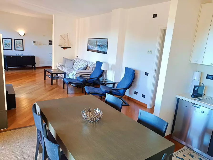 Immagine 25 di Appartamento in vendita  in Via al Golf a Cogoleto