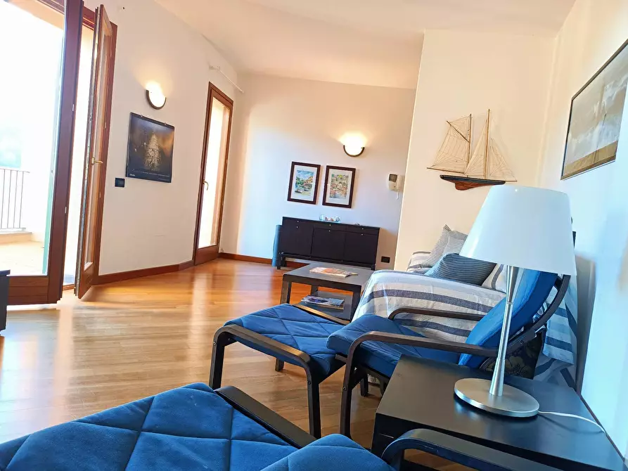 Immagine 28 di Appartamento in vendita  in Via al Golf a Cogoleto