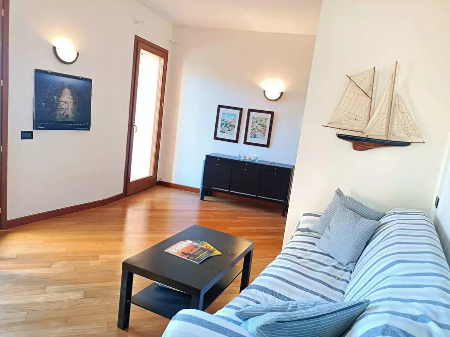 Immagine 29 di Appartamento in vendita  in Via al Golf a Cogoleto