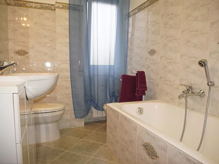 Immagine 29 di Appartamento in vendita  in Via degli Orti a Lavagna