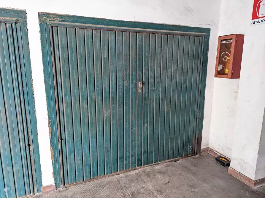 Immagine 3 di Box auto in vendita  in Via Belvedere a Cogoleto