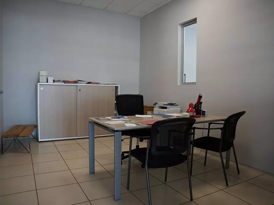 Immagine 7 di Locale commerciale in affitto  in via giovanni agnelli a Beinette