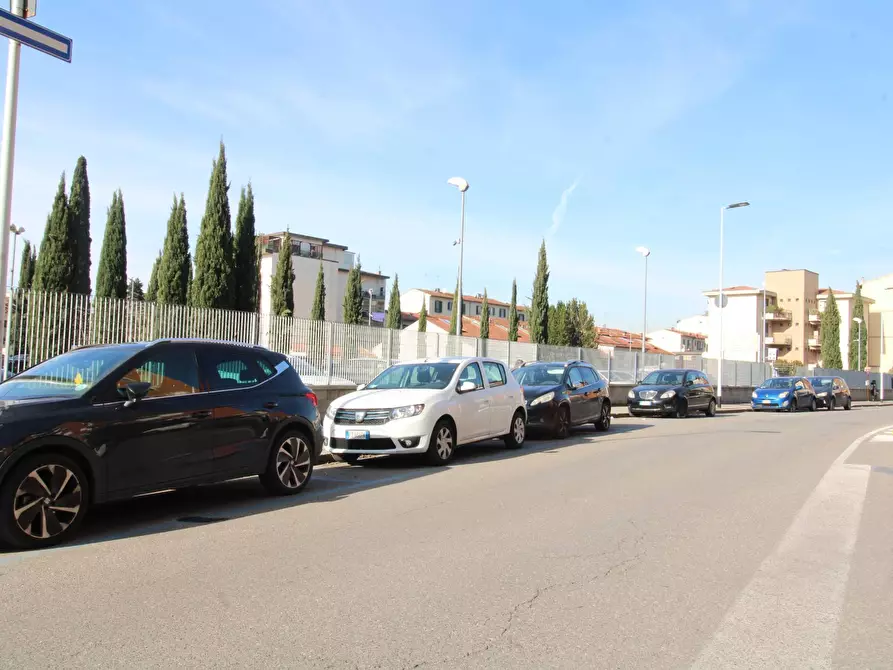 Immagine 5 di Box auto in vendita  in via Leopoldo Pellas a Firenze