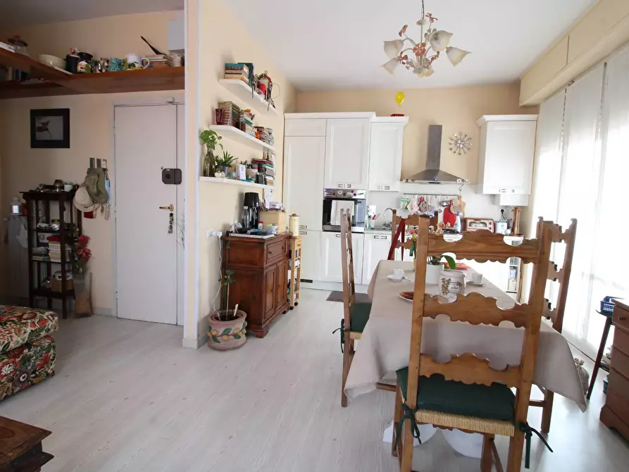 Immagine 2 di Appartamento in vendita  in Via Vincenzo Monti a Sesto Fiorentino