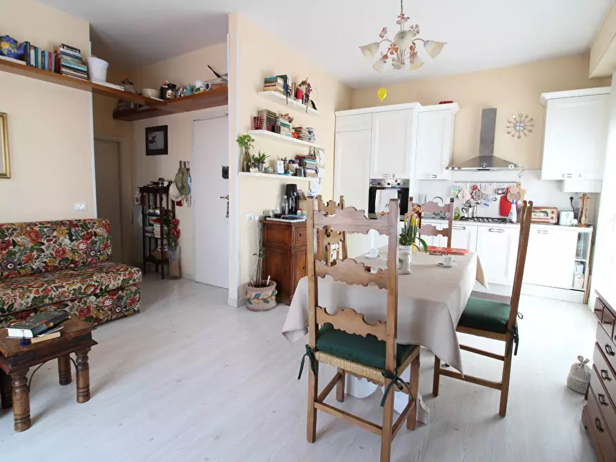 Immagine 5 di Appartamento in vendita  in Via Vincenzo Monti a Sesto Fiorentino