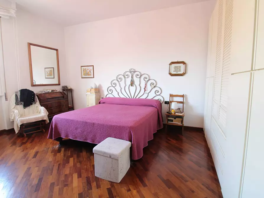 Immagine 10 di Appartamento in vendita  in Via Vincenzo Monti a Sesto Fiorentino