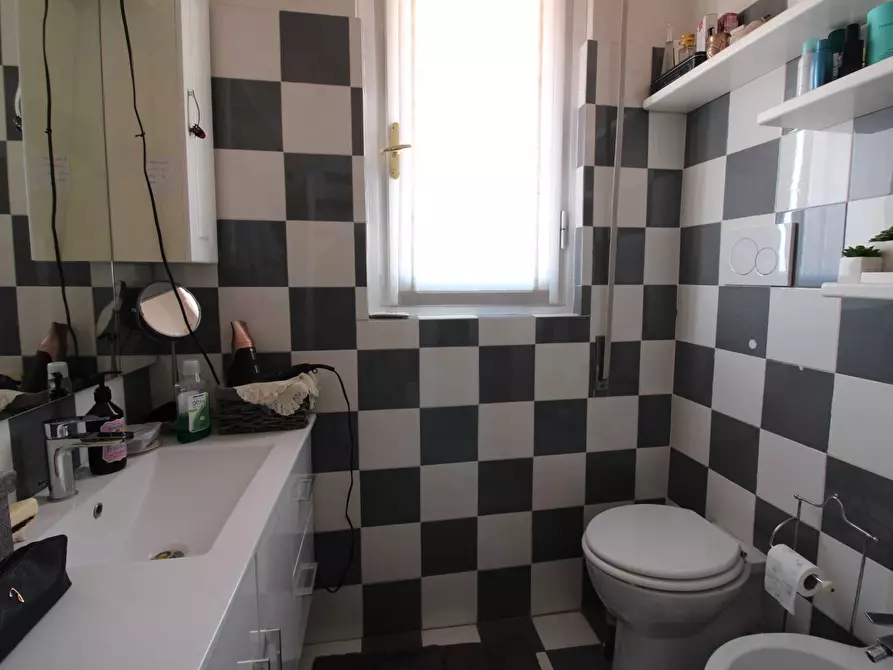 Immagine 14 di Appartamento in vendita  in Via Vincenzo Monti a Sesto Fiorentino