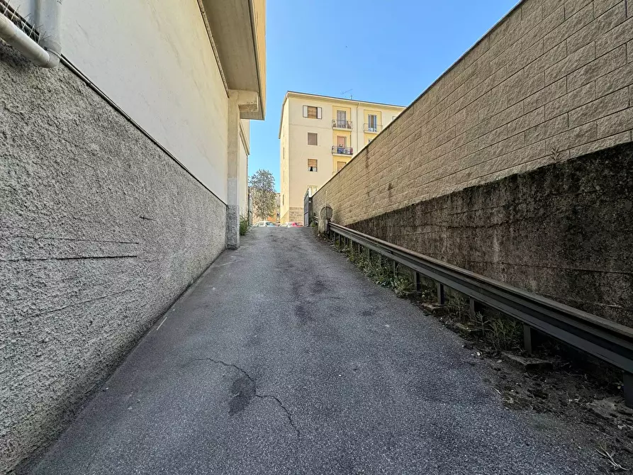 Immagine 7 di Box auto in vendita  in Via Luigi Morandi a Firenze