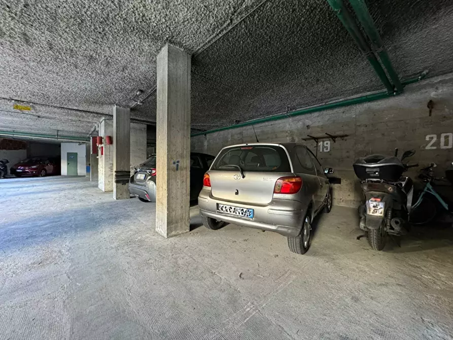 Immagine 10 di Box auto in vendita  in Via Luigi Morandi a Firenze