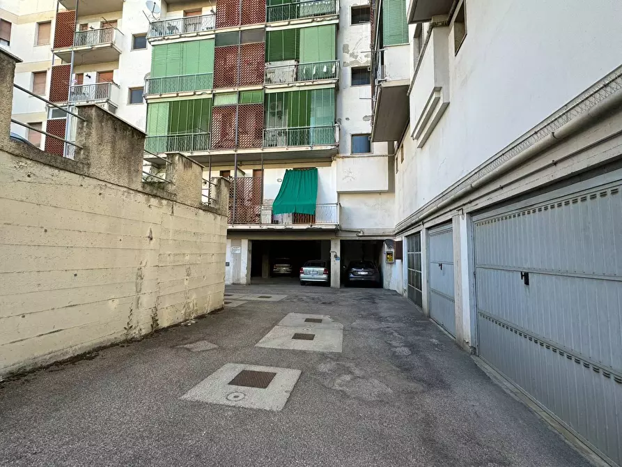 Immagine 11 di Box auto in vendita  in Via Luigi Morandi a Firenze