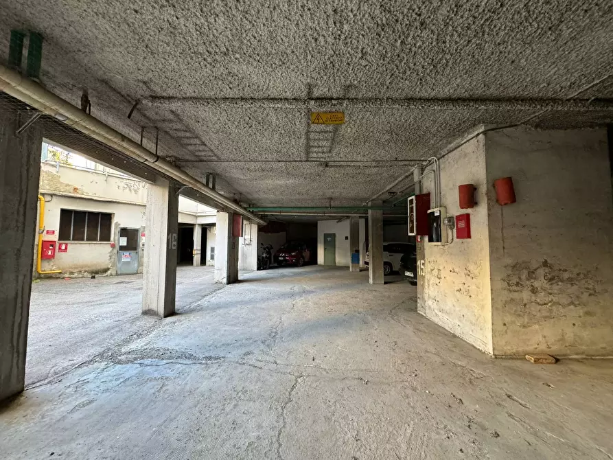 Immagine 16 di Box auto in vendita  in Via Luigi Morandi a Firenze