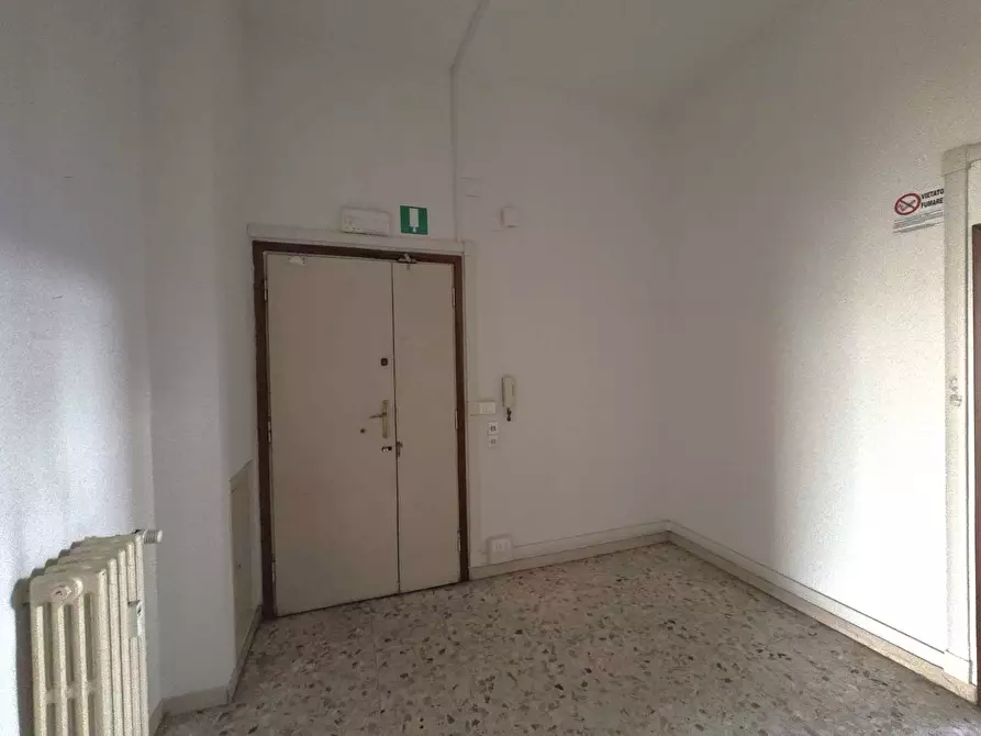 Immagine 2 di Ufficio in affitto  in Via Giulio Caccini a Firenze