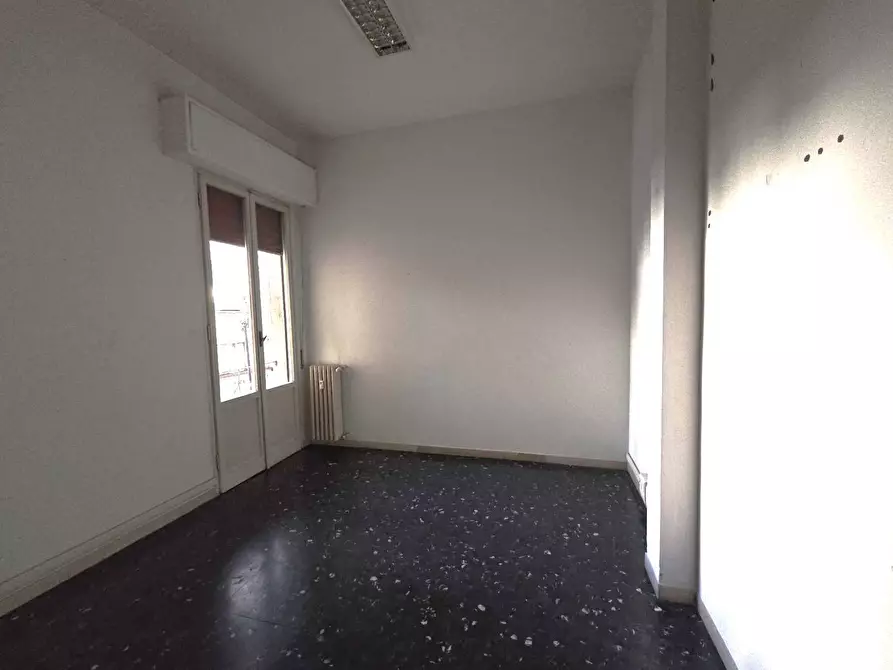 Immagine 9 di Ufficio in affitto  in Via Giulio Caccini a Firenze