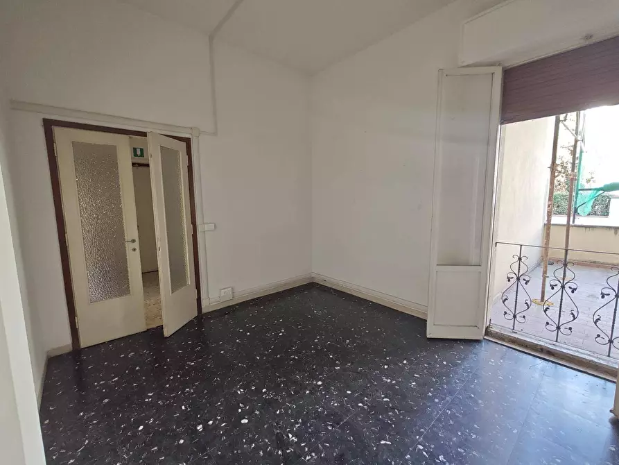 Immagine 12 di Ufficio in affitto  in Via Giulio Caccini a Firenze