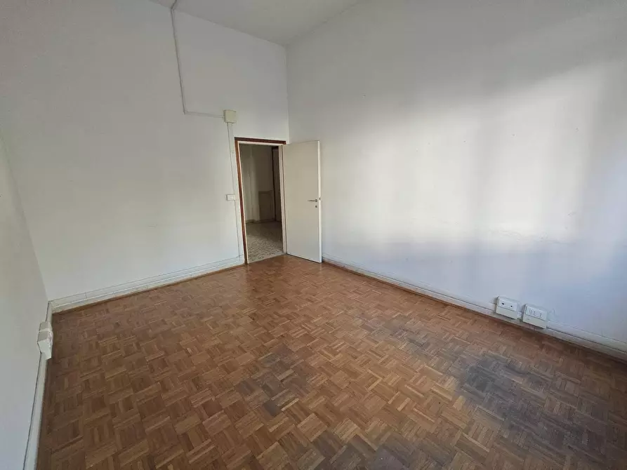 Immagine 18 di Ufficio in affitto  in Via Giulio Caccini a Firenze
