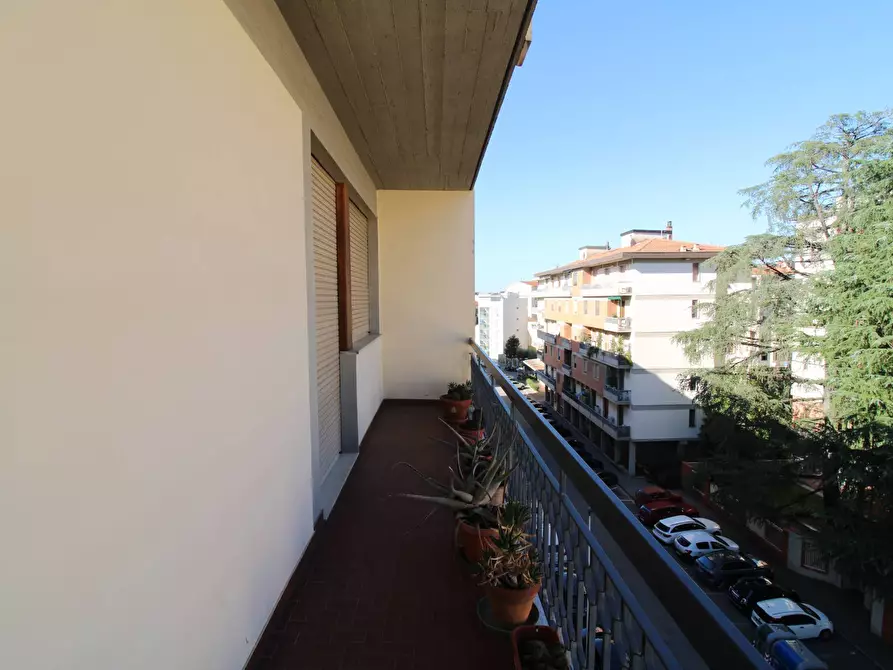 Immagine 24 di Appartamento in vendita  in Via Ugo Corsi a Firenze