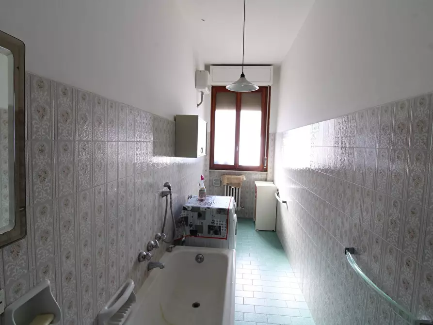 Immagine 26 di Appartamento in vendita  in Via Ugo Corsi a Firenze