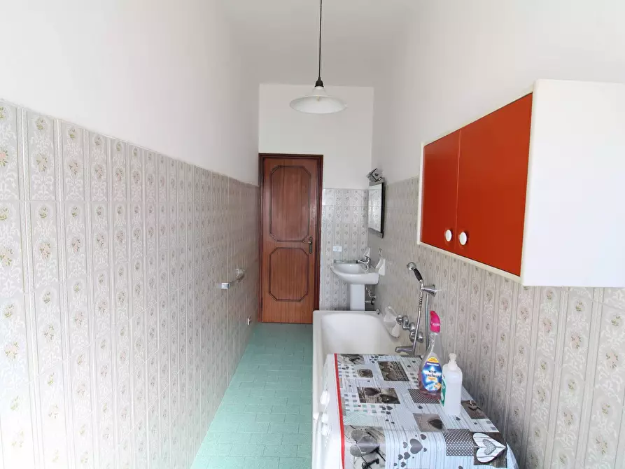 Immagine 27 di Appartamento in vendita  in Via Ugo Corsi a Firenze