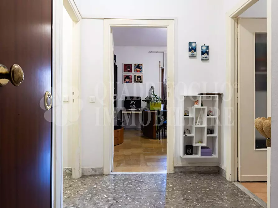 Immagine 2 di Appartamento in vendita  in Viale Della Pineta Di Ostia a Roma