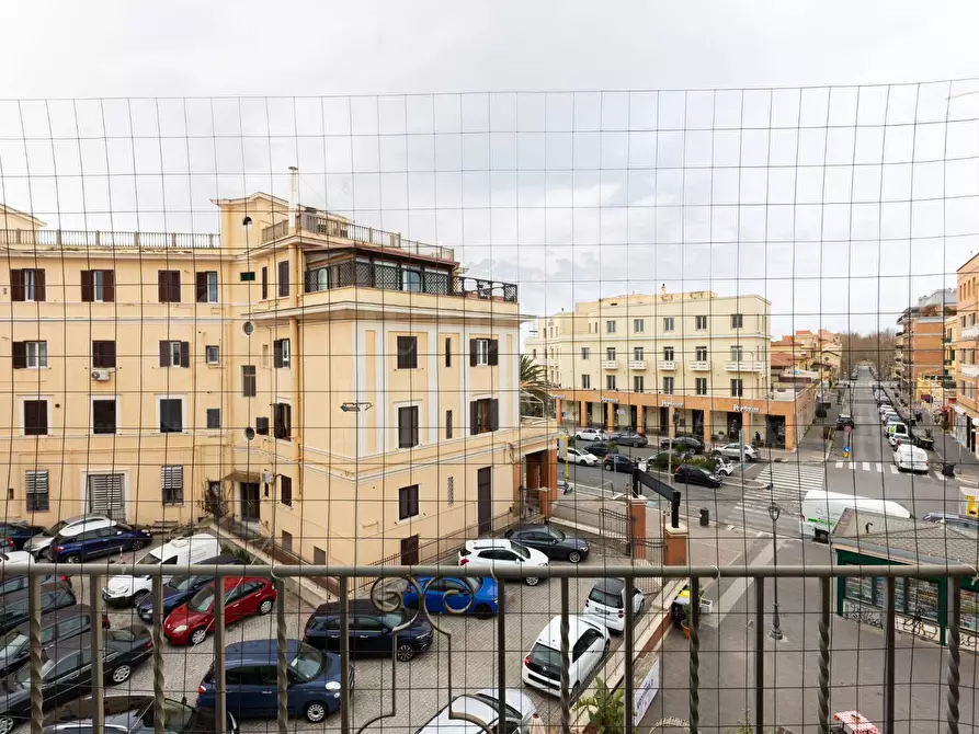 Immagine 24 di Appartamento in vendita  in Via Lucio Coilio a Roma