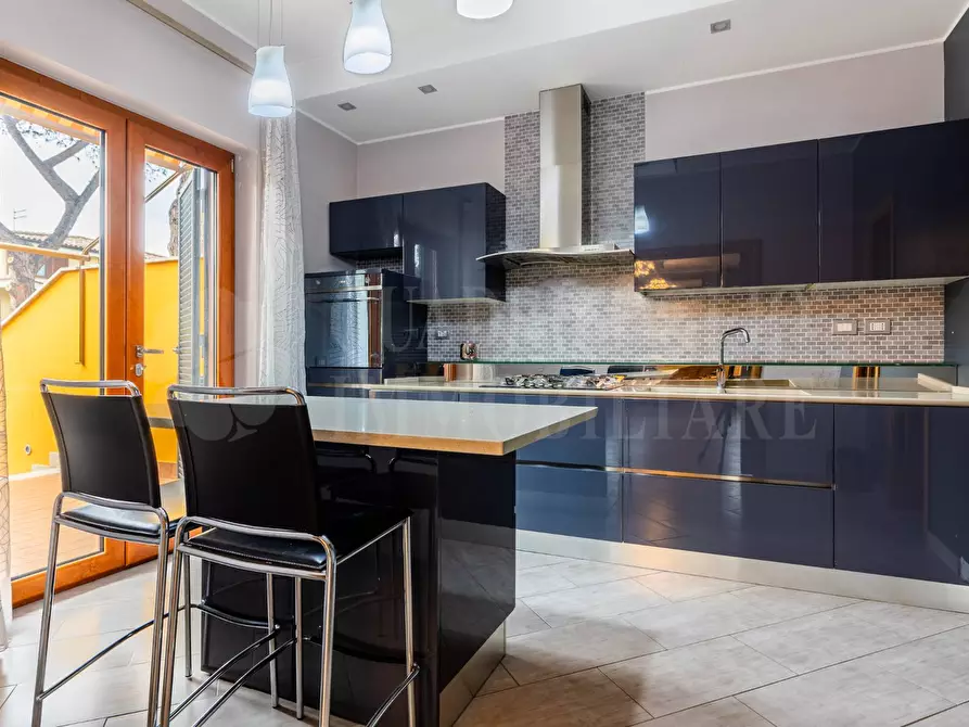 Immagine 17 di Villa in vendita  in via monte vies a Fiumicino