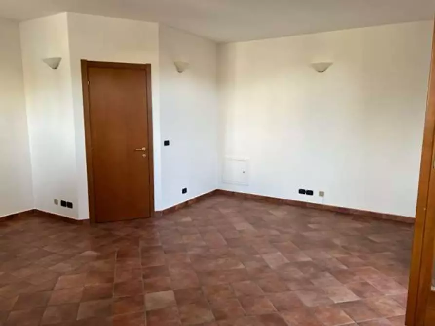Immagine 5 di Ufficio in affitto  in Via Circonvallazione a Pecetto Torinese