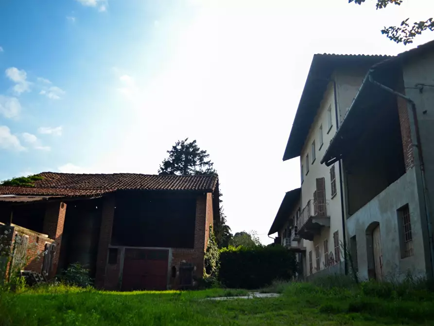 Immagine 24 di Rustico / casale in vendita  in Donizetti a Chieri