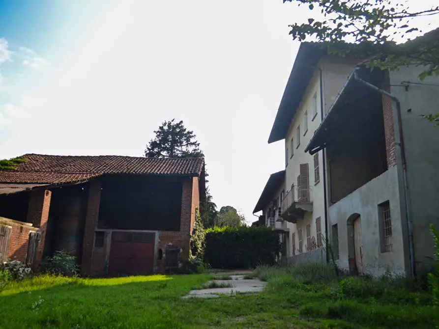 Immagine 25 di Rustico / casale in vendita  in Donizetti a Chieri